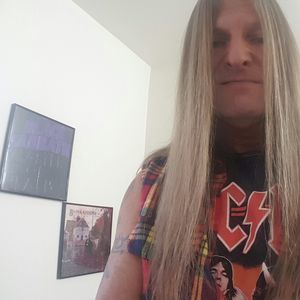 Meet your Posher, Robert